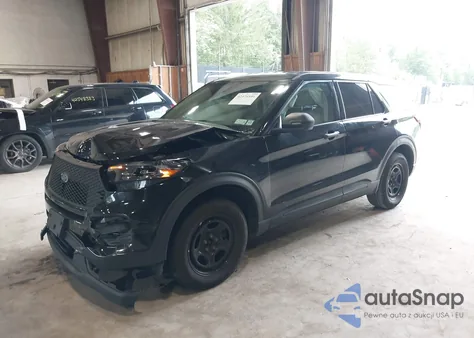 2021 Ford Police Interceptor z USA, uszkodzony, nr VIN 1FM5K8AB7MGA43189